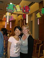 Exchange students participate in the mid-autumn festival dinner organised by Chung Chi College
